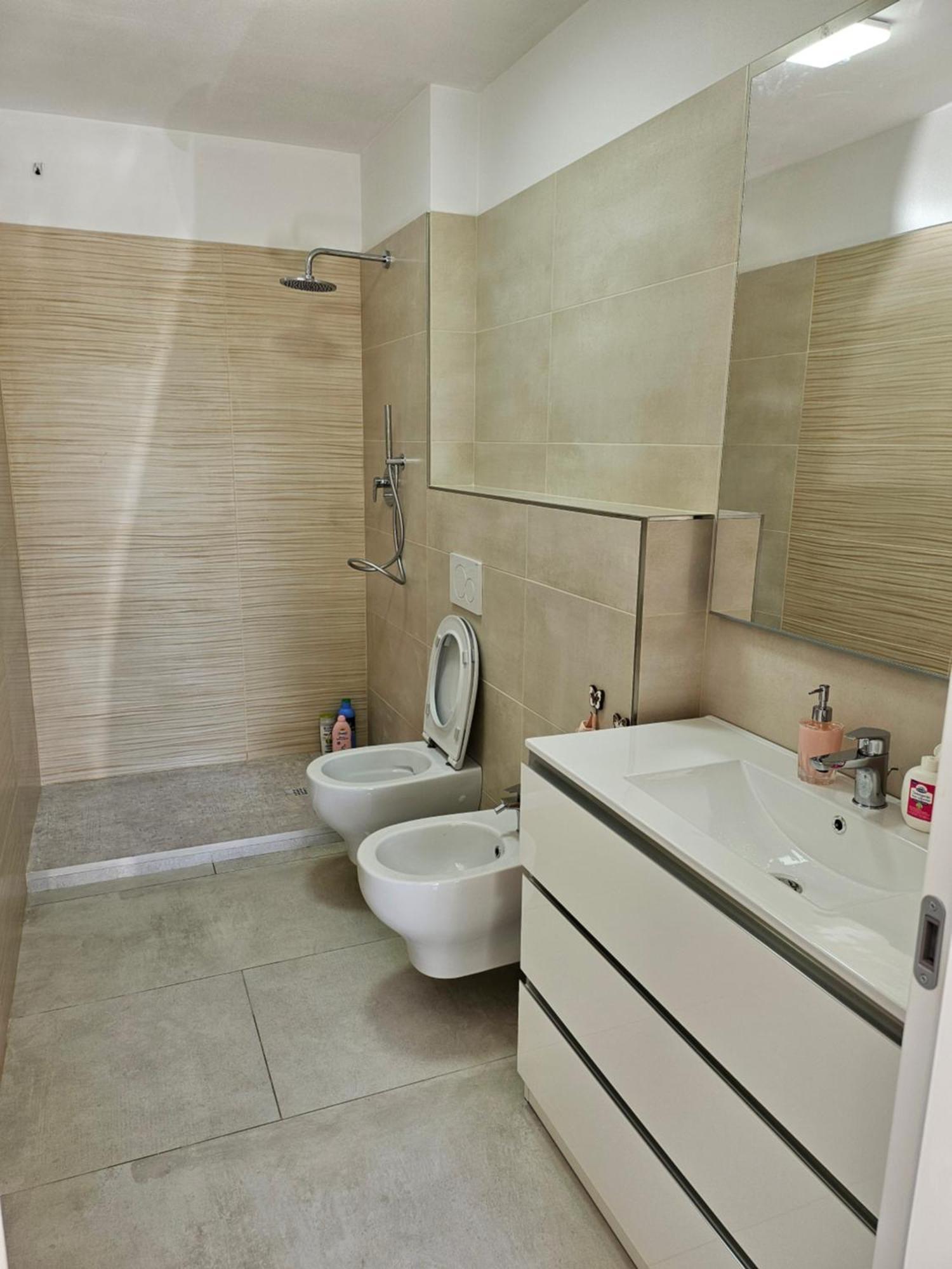 Casa Mia Apartment Massa  Luaran gambar